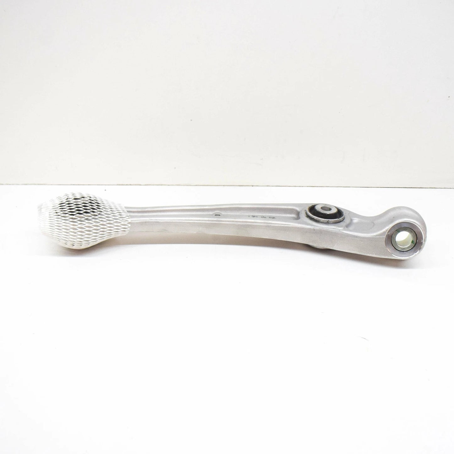 NEW AUDI A4 B8 FRONT RIGHT FRONT WISHBONE LINK 8K0407152F ORIGINAL