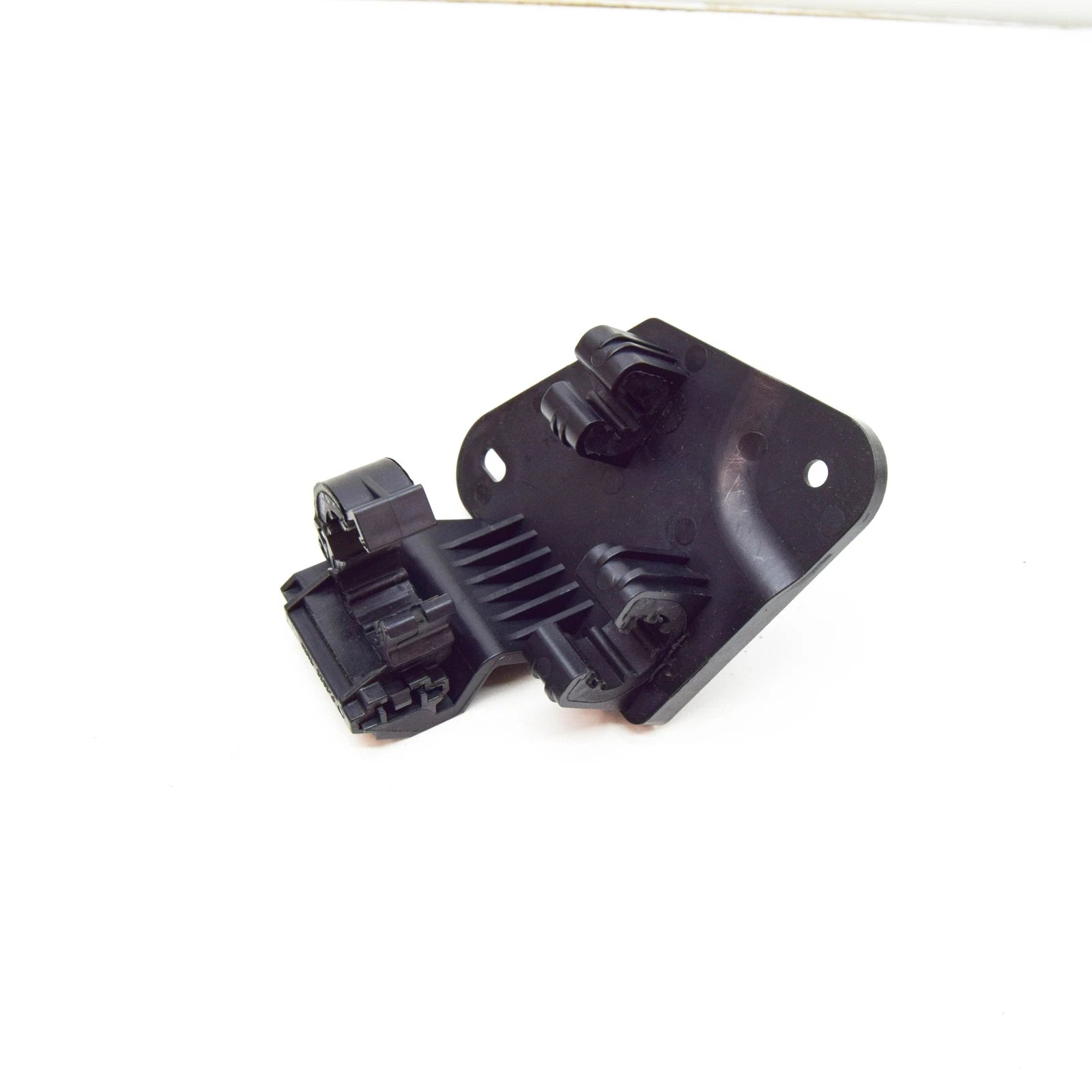 NEW AUDI RSQ3 8U A/C REFRIGERANT HOSE BRACKET 8U0260759A ORIGINAL