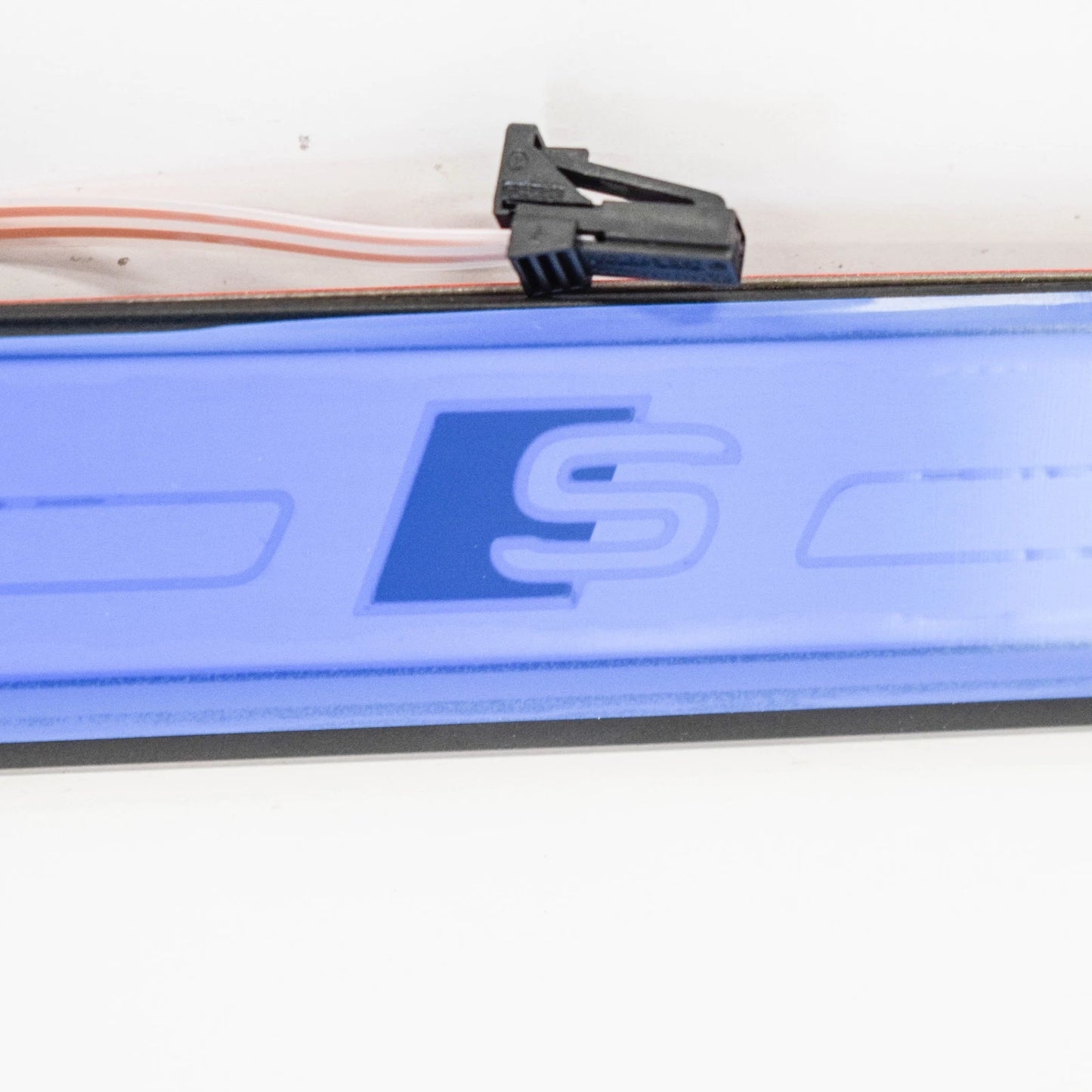 NEW AUDI A4 B9 S-LINE LEFT DOOR SILL COVER ILLUMINATED 8W0947417A9B9 ORIGINAL