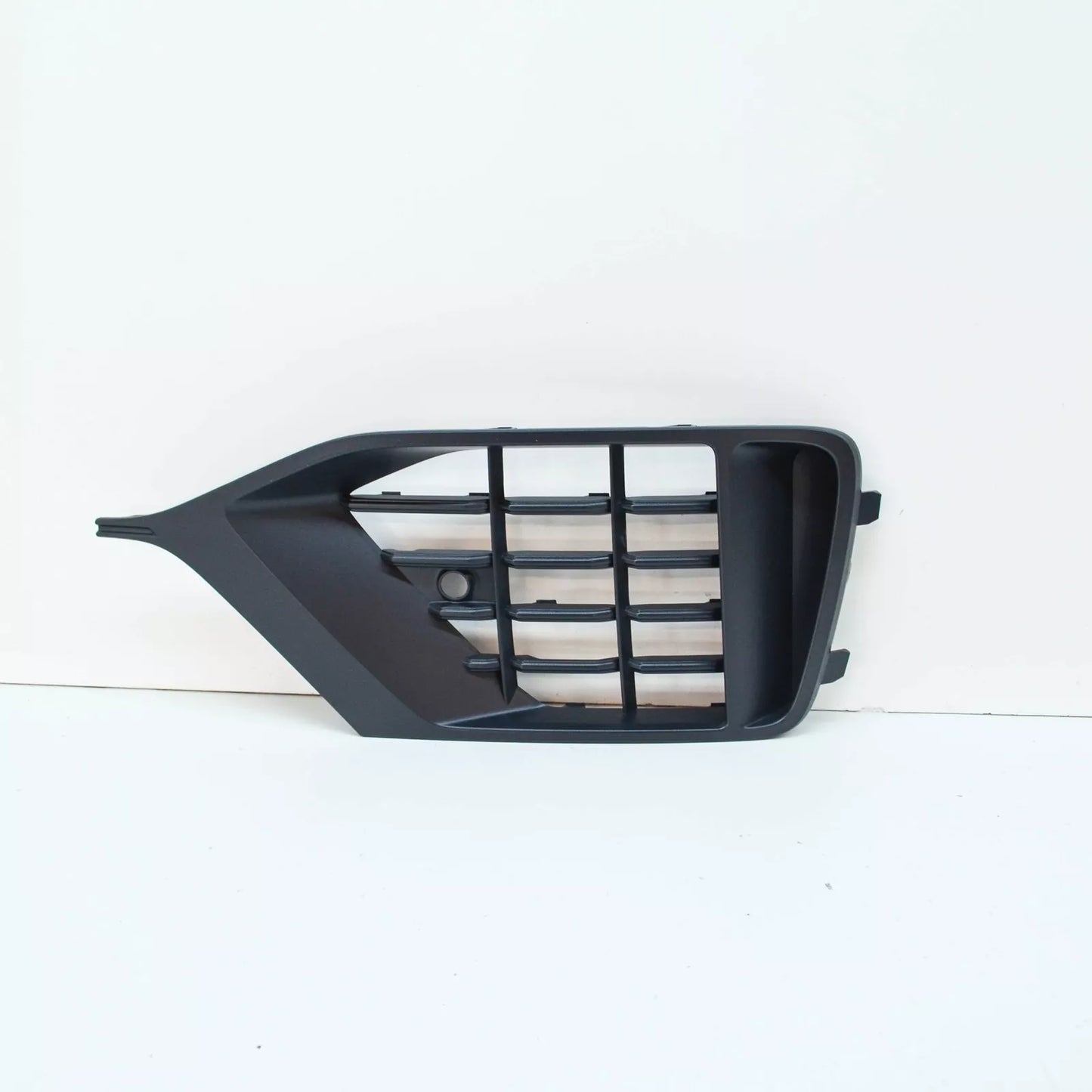 NEW AUDI Q8 FRONT RIGHT BUMPER GRILLE 4M8807682B4W3 ORIGINAL