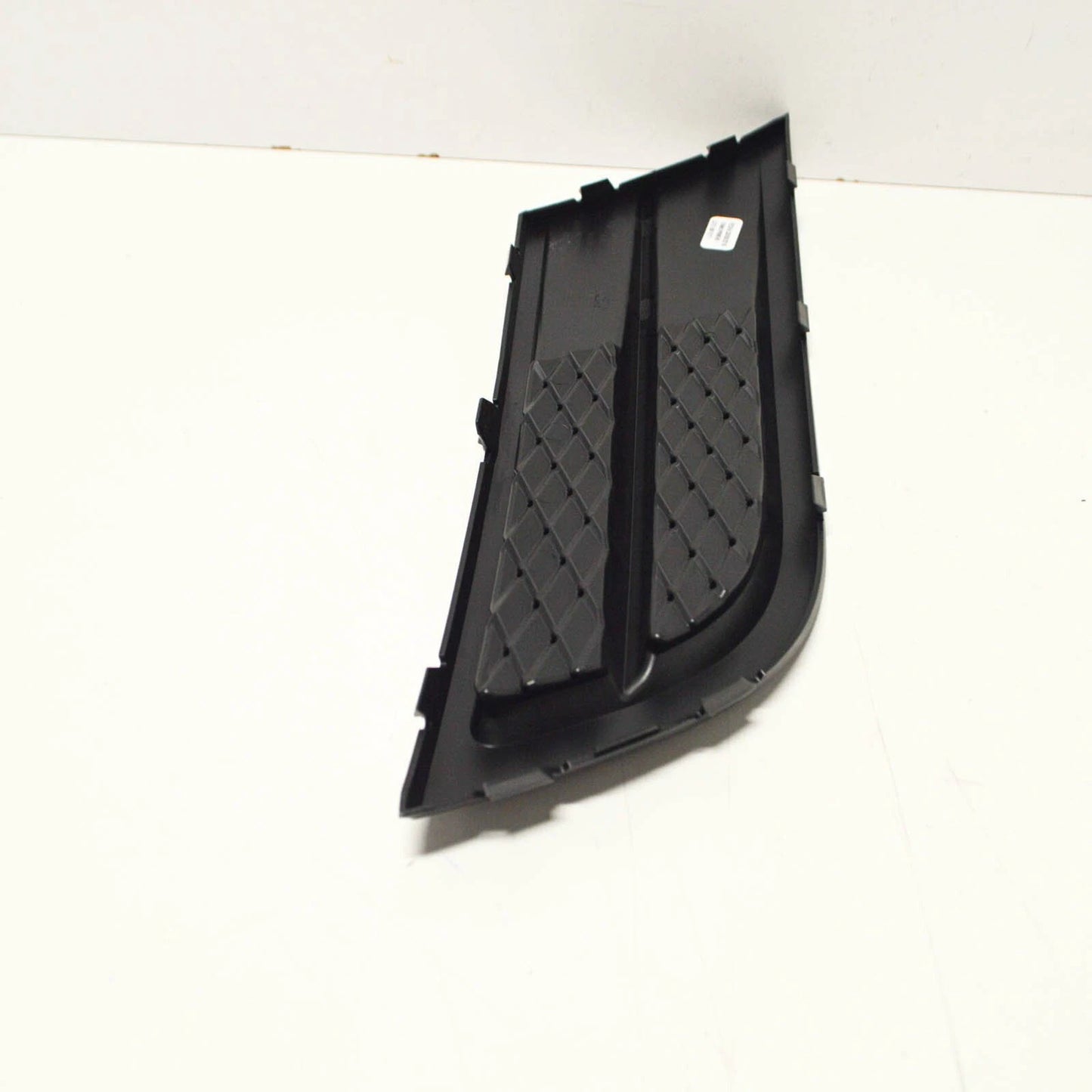 NEW VOLKSWAGEN JETTA MK6 FRONT RIGHT FOG LIGHT GRILL 5C6853666G9B9