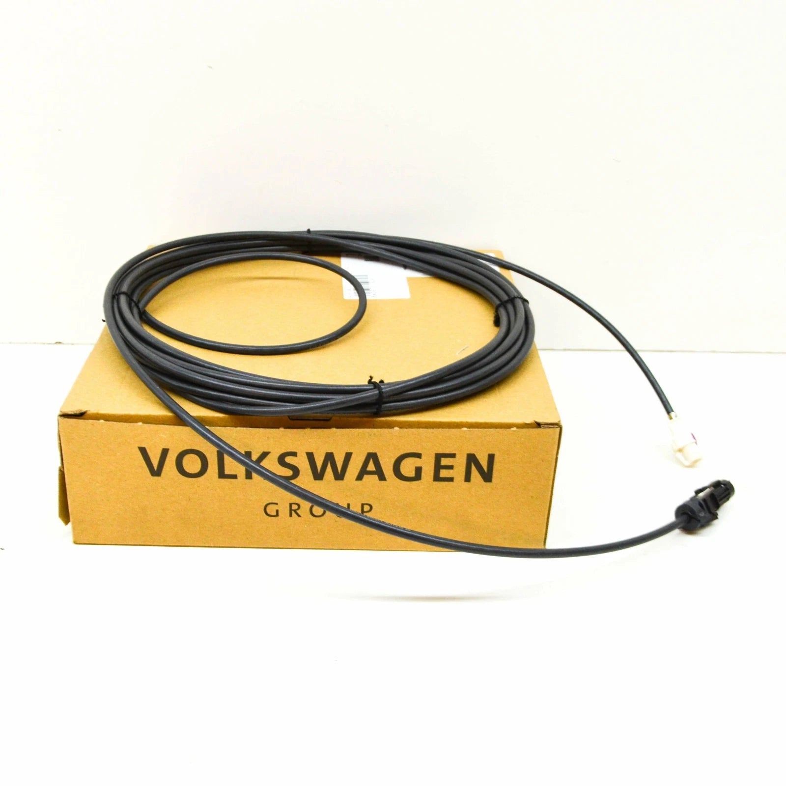 NEW AUDI A4 B9 FRONT CAMERA 4 PIN ADAPTER CABLE LOOM 8W2971192A