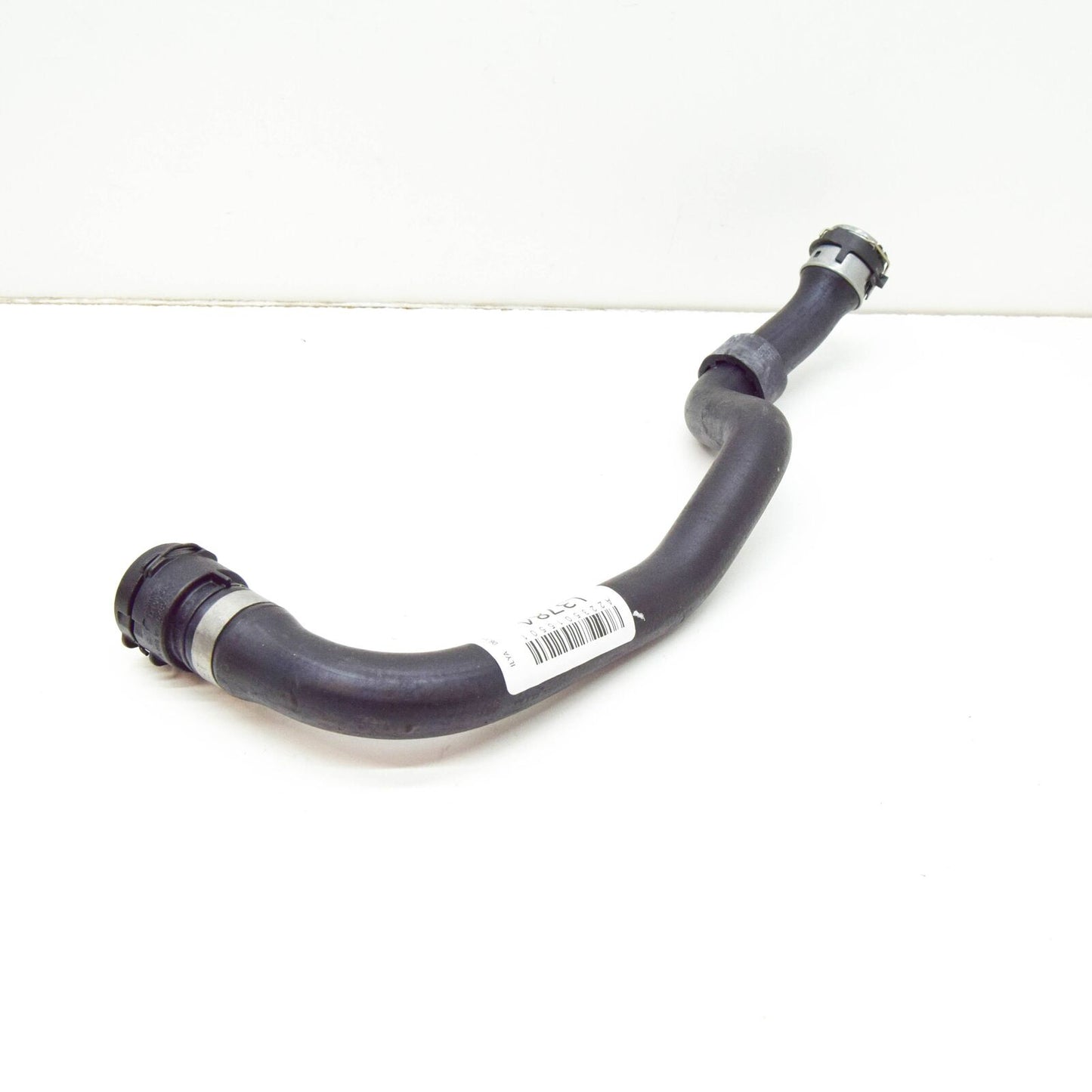 NEW MERCEDES-BENZ S W223 COOLANT HOSE PIPE A2235015501 ORIGINAL