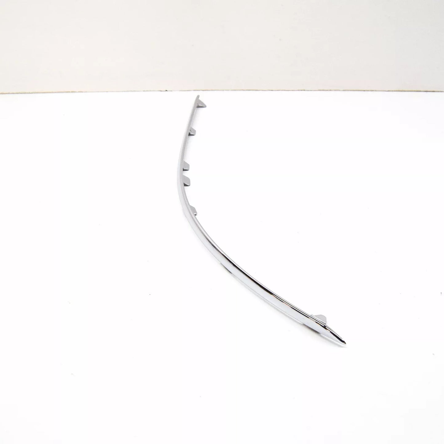 NEW MERCEDES BENZ W204 FRONT LEFT BUMPER MOLDING TRIM A2048850721 ORIGINAL