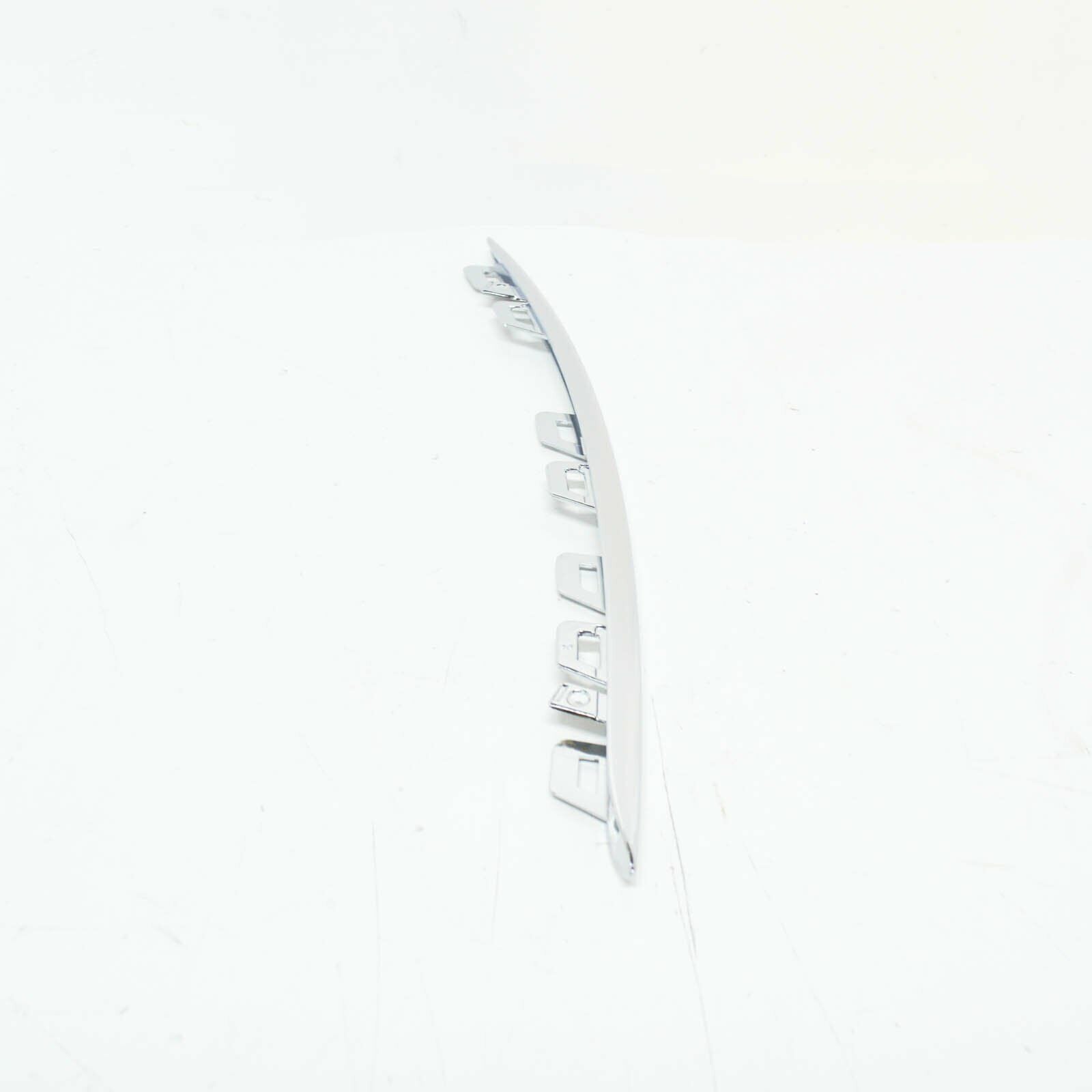 NEW MERCEDES-BENZ S-CLASS W222 FRONT BUMPER RIGHT TOP TRIM A2228853801 ORIGINAL