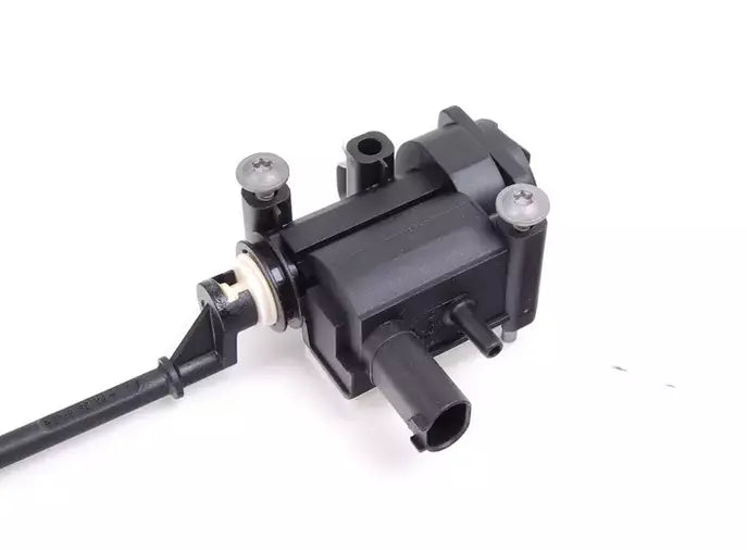 NEW BMW 5 F10 FILLER FLAP ACTUATOR 67117200674 7200674 ORIGINAL