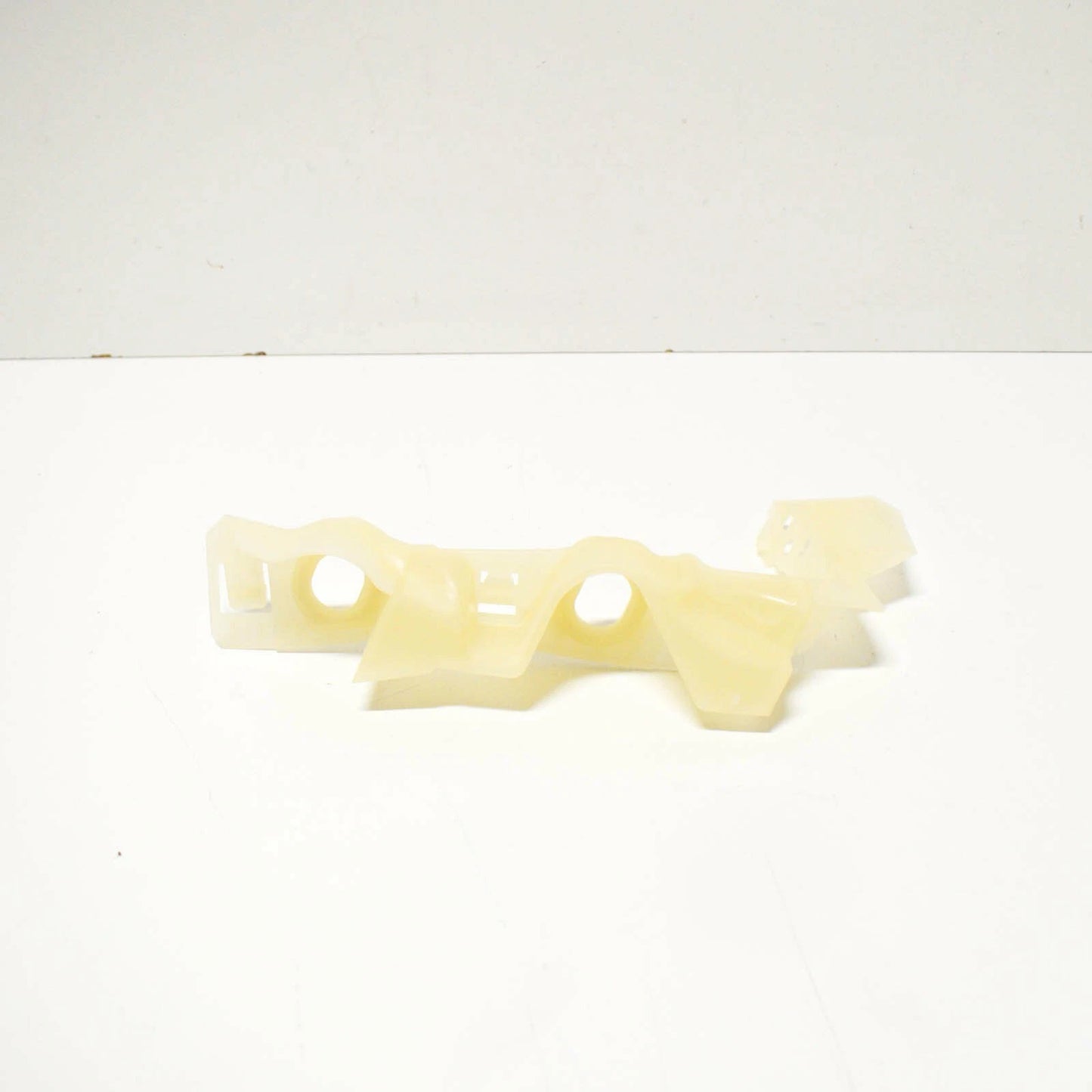 NEW AUDI A4 B9 FRONT BUMPER LEFT SIDE GUIDE SECTION 8W0807283A ORIGINAL