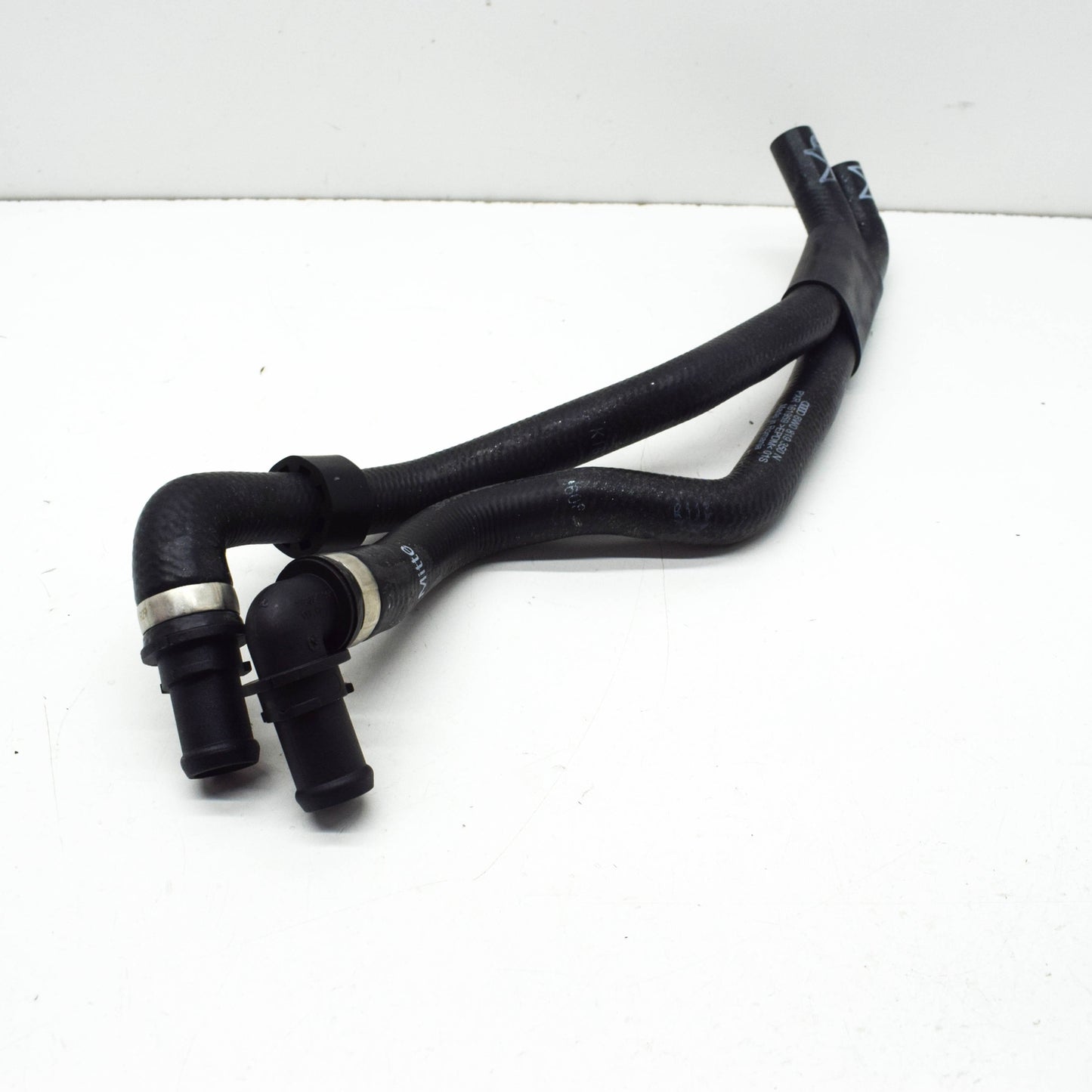 NEW AUDI A4 B9 AVANT ENGINE COOLANT HOSE PIPE 8W0819350N ORIGINAL