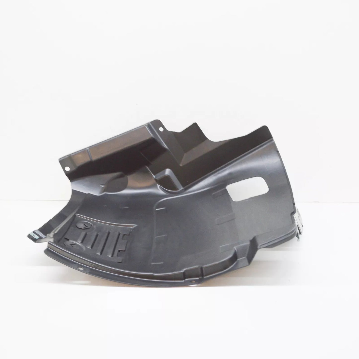 NEW BMW 1 E82 FRONT LEFT MUD SPLASH GUARD FRONT PART 51118045961 8045961