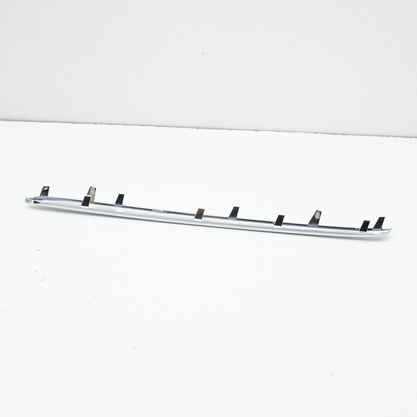 NEW MERCEDES-BENZ SL R231 RADIATOR GRILLE SHELL RIGHT TRIM A2318800182 ORIGINAL