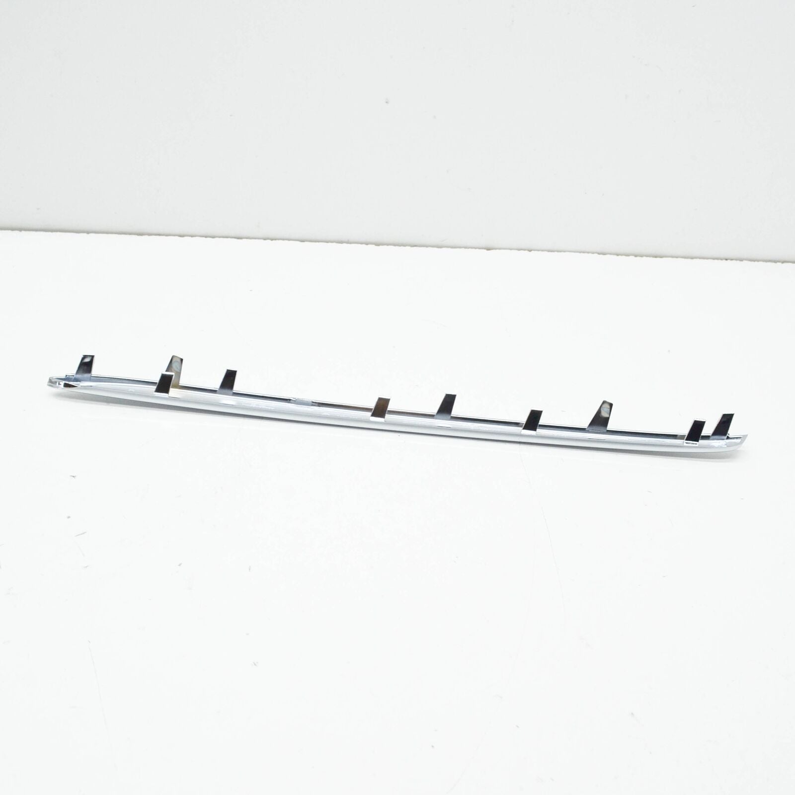 NEW MERCEDES-BENZ SL R231 RADIATOR GRILLE SHELL RIGHT TRIM A2318800182 ORIGINAL