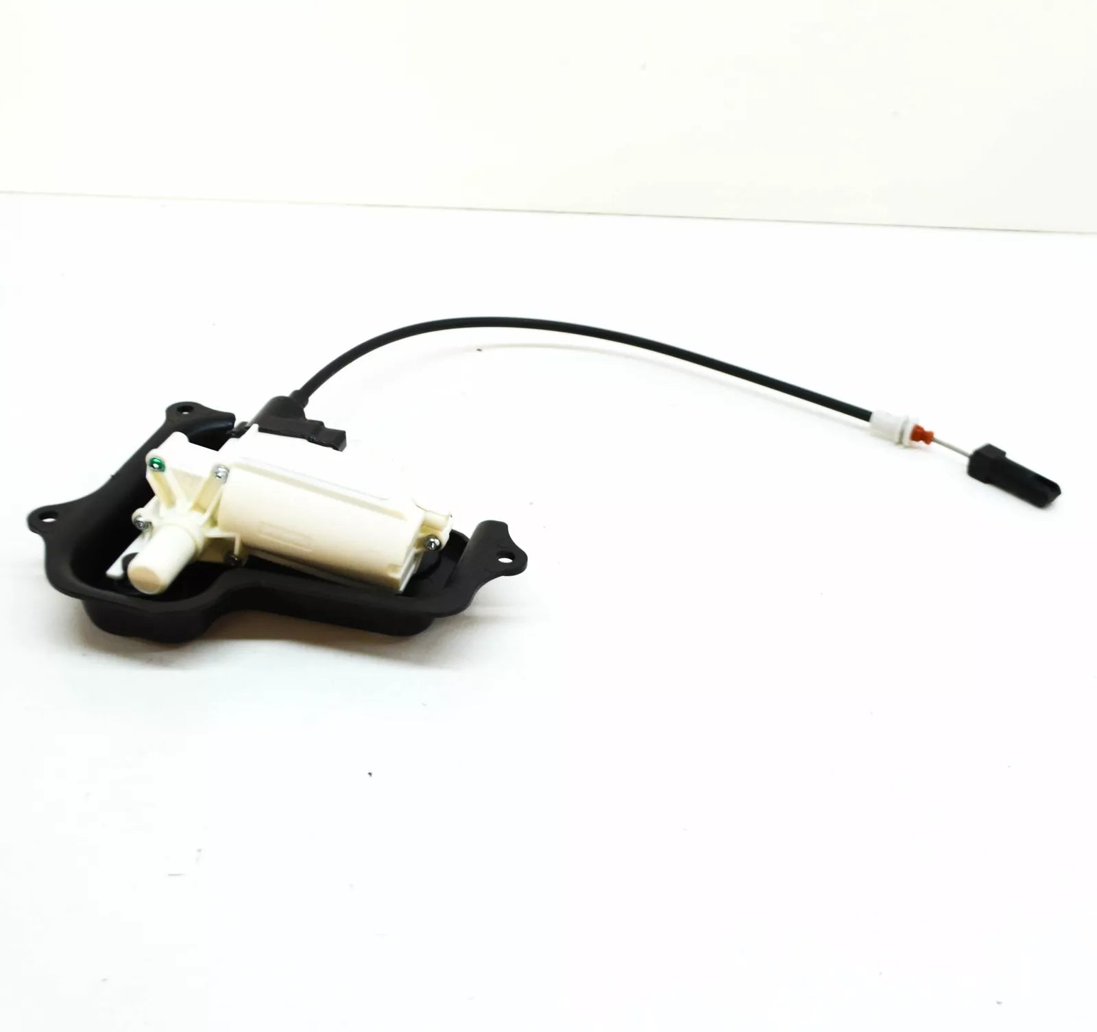 NEW MERCEDES-BENZ GLE W166 REAR LEFT DOOR SOFT CLOSE MOTOR A1667600900