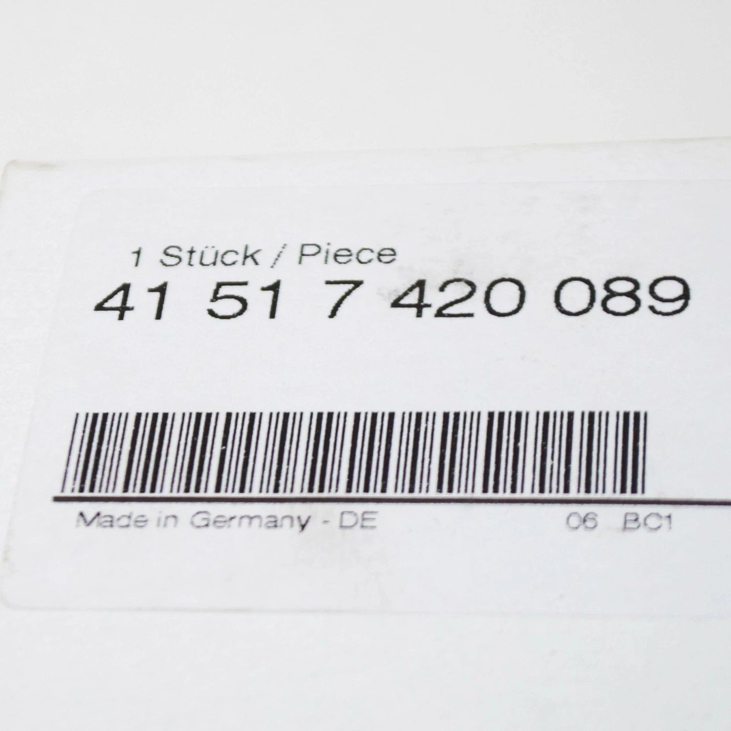 NEW BMW 5 G30 FRONT LEFT DOOR LOWER HINGE 41517420089 ORIGINAL