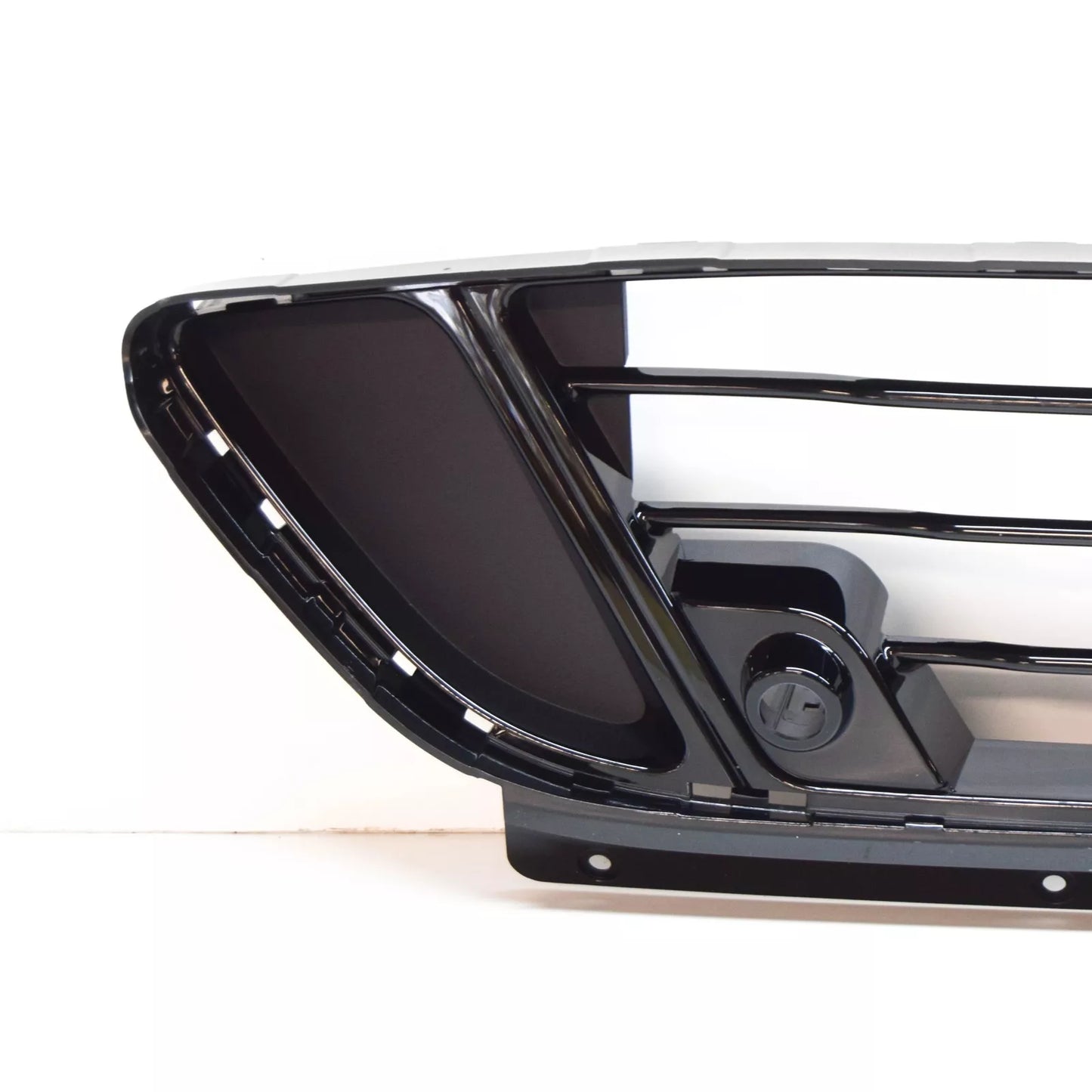 NEW BMW 2 F45 FRONT BUMPER CENTER GRILLE SPORT LINE PDC 51117364731 2015