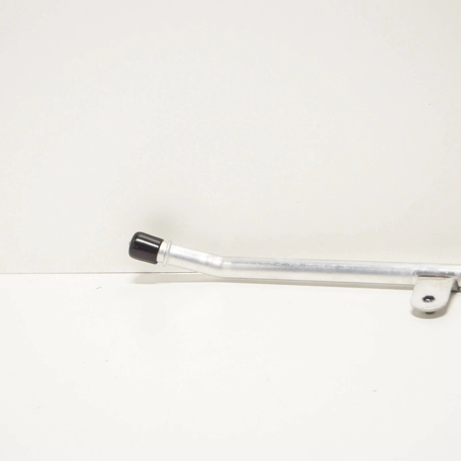 NEW AUDI Q7 4M MK2 ENGINE COOLANT PIPE HOSE 4M0121070G