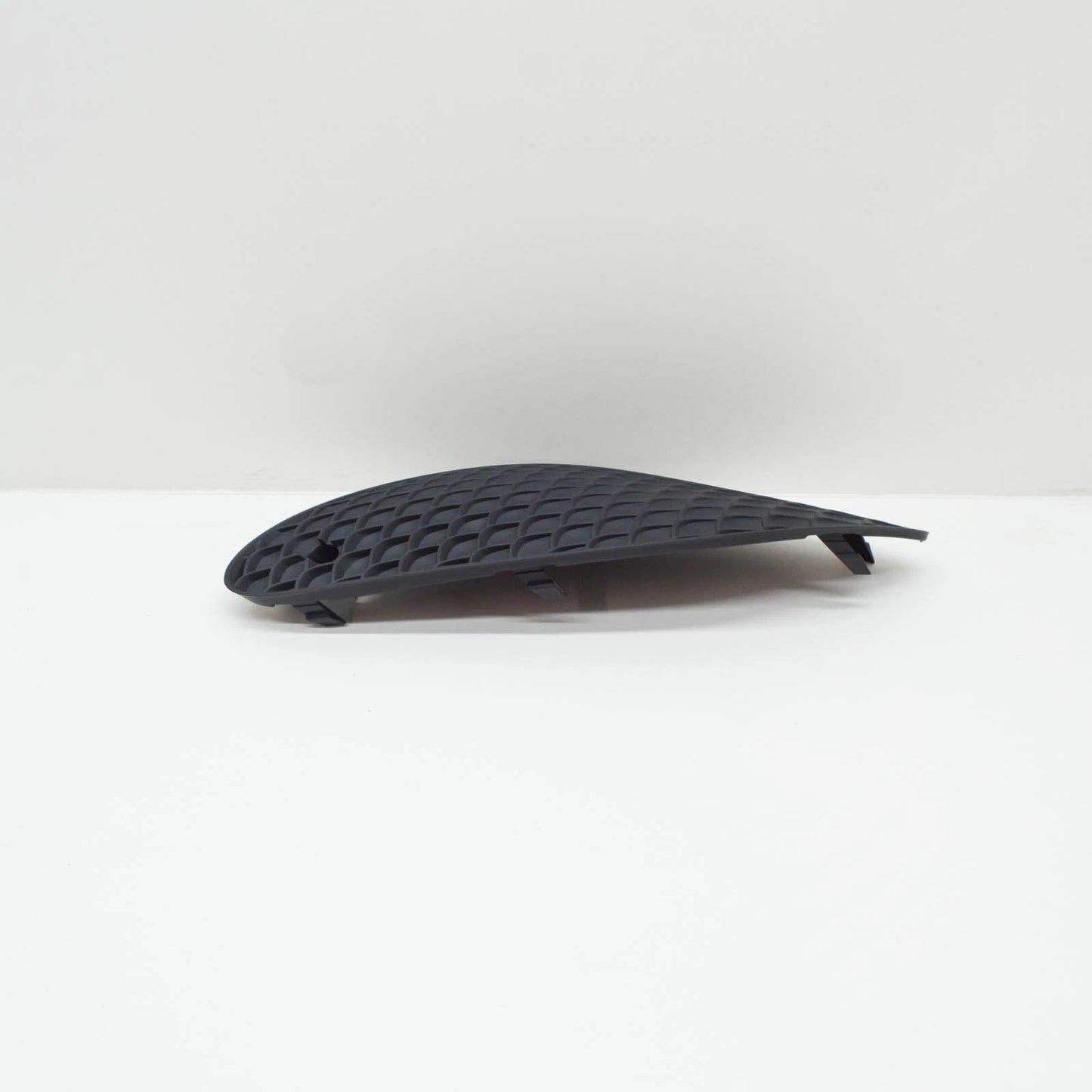 NEW MERCEDES-BENZ CLA COUPE C118 FRONT BUMPER LEFT GRILLE A1188856600 ORIGINAL