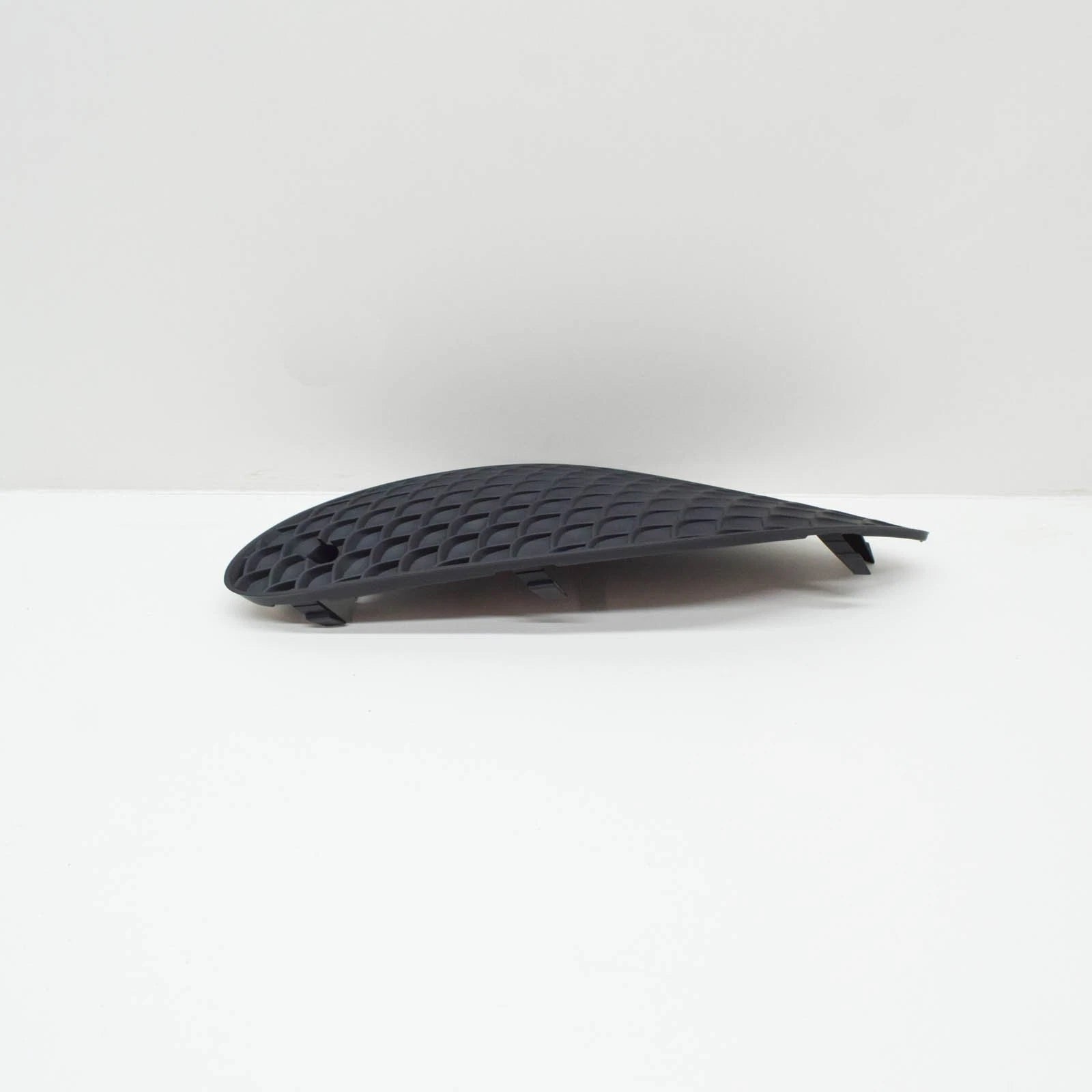 NEW MERCEDES-BENZ CLA COUPE C118 FRONT BUMPER LEFT GRILLE A1188856600 ORIGINAL