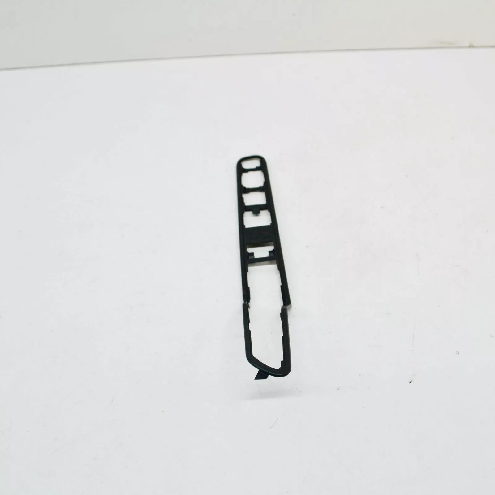 NEW BMW 1 M COUPE E82 FRONT RIGHT SIDE PANEL BASE 51138051818 8051818 ORIGINAL