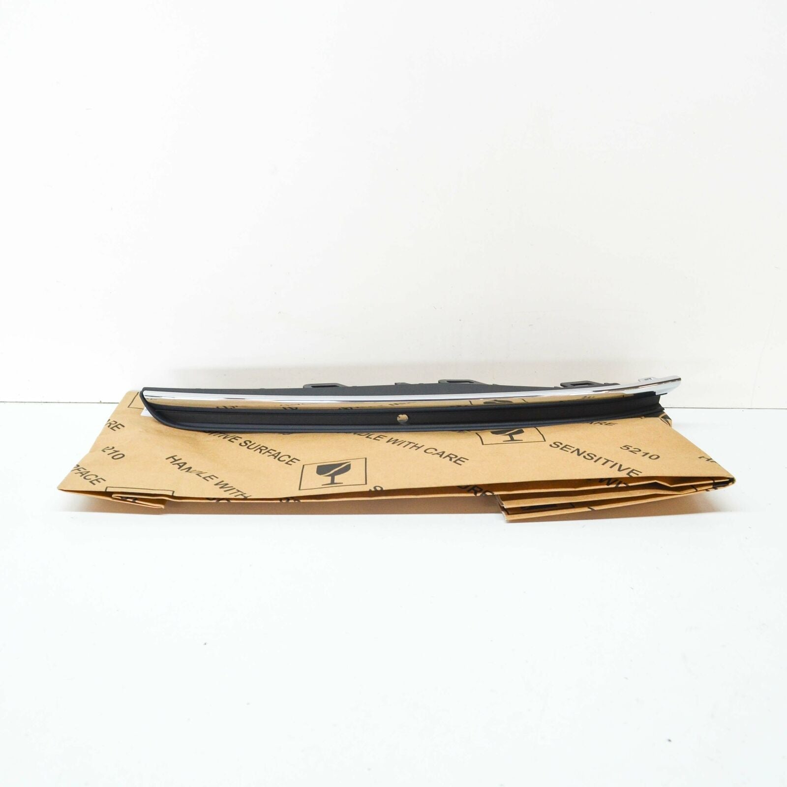 NEW VW GOLF MK7 5G FRONT BUMPER LEFT VENT GRILLE COVER 5G0854661FRYP ORIGINAL