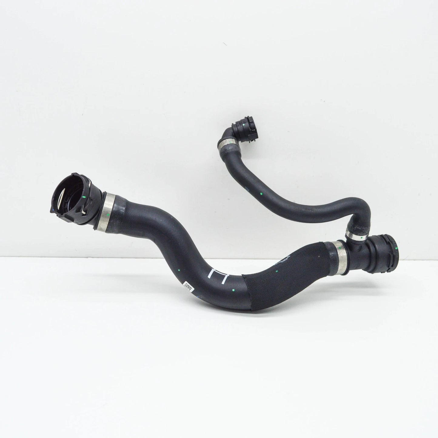 NEW BMW X5 G05 LOWER RIGHT WATER RADIATOR COOLANT HOSE 17129894783 ORIGINAL