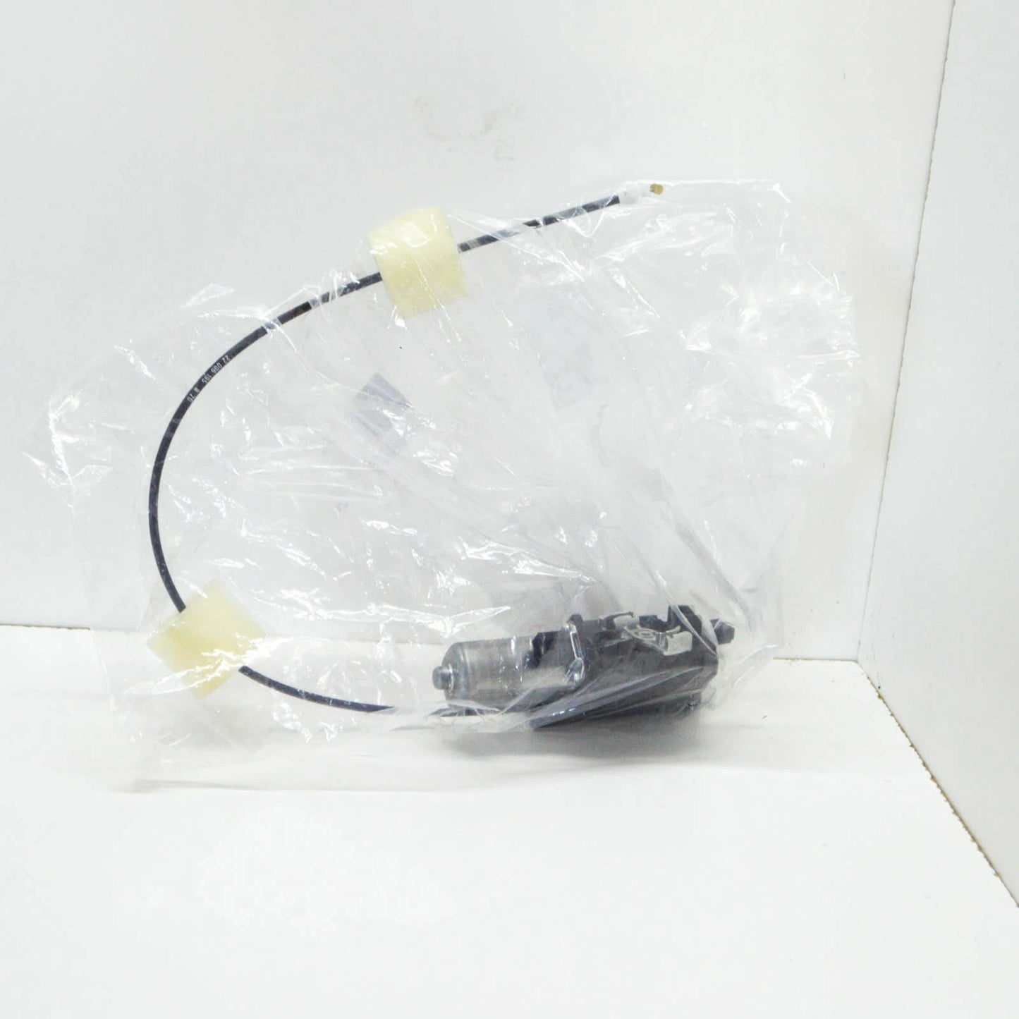 NEW MERCEDES-BENZ S W221 REAR LID LOCK A2217500185 ORIGINAL