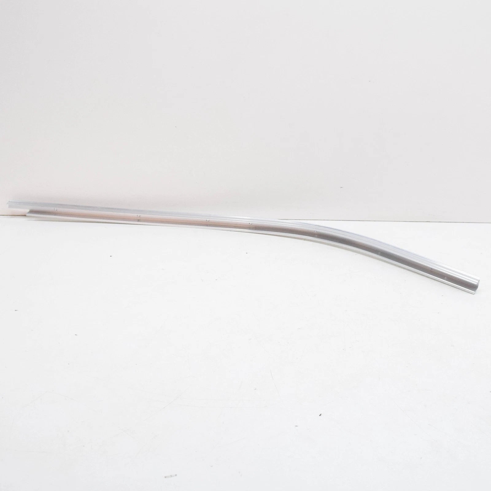 NEW BMW E24 COUPE GUIDE RAIL REAR LEFT 1843927 51361843927 ORIGINAL