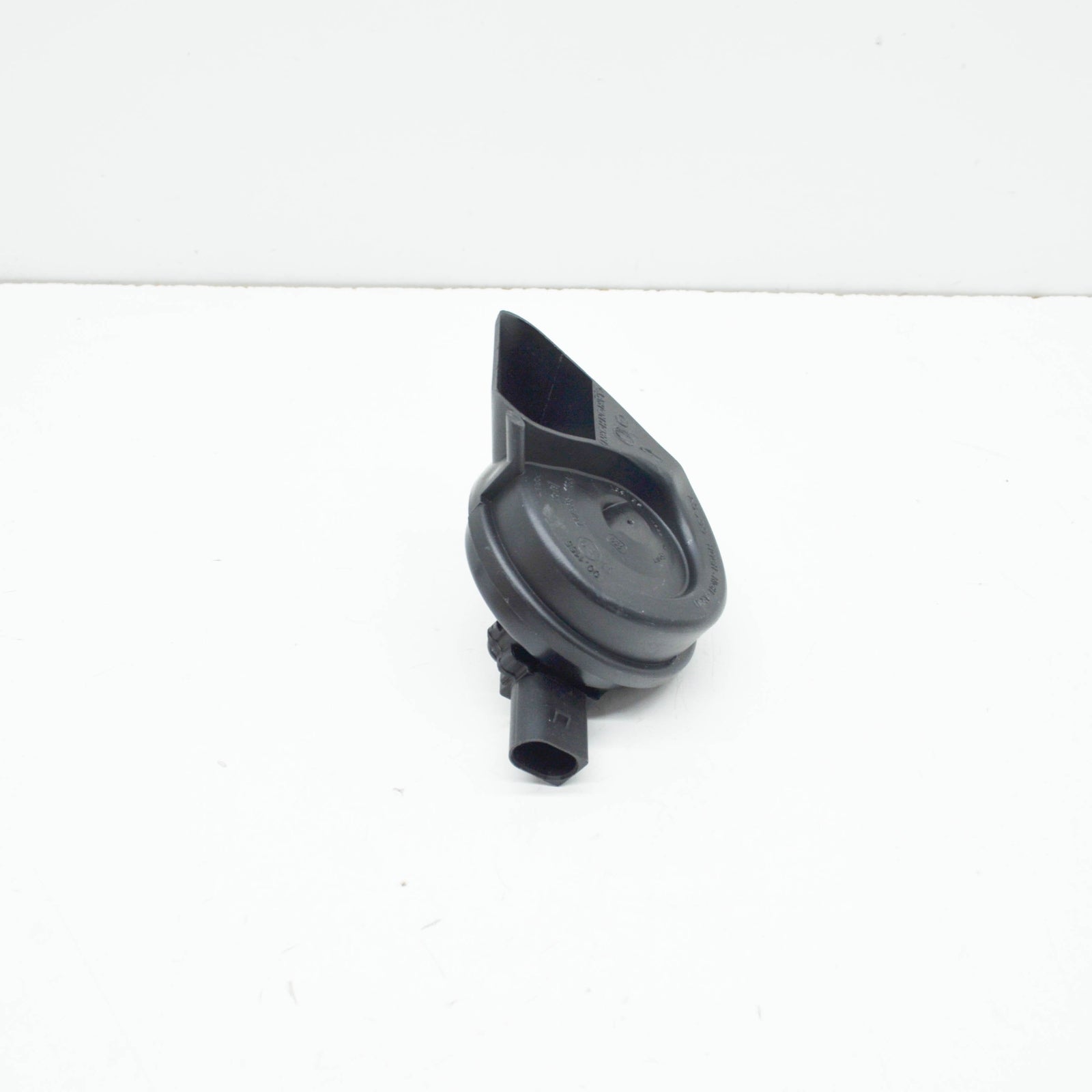 NEW AUDI A4 B8 LEFT SIDE FANFARE 8T0951223 ORIGINAL