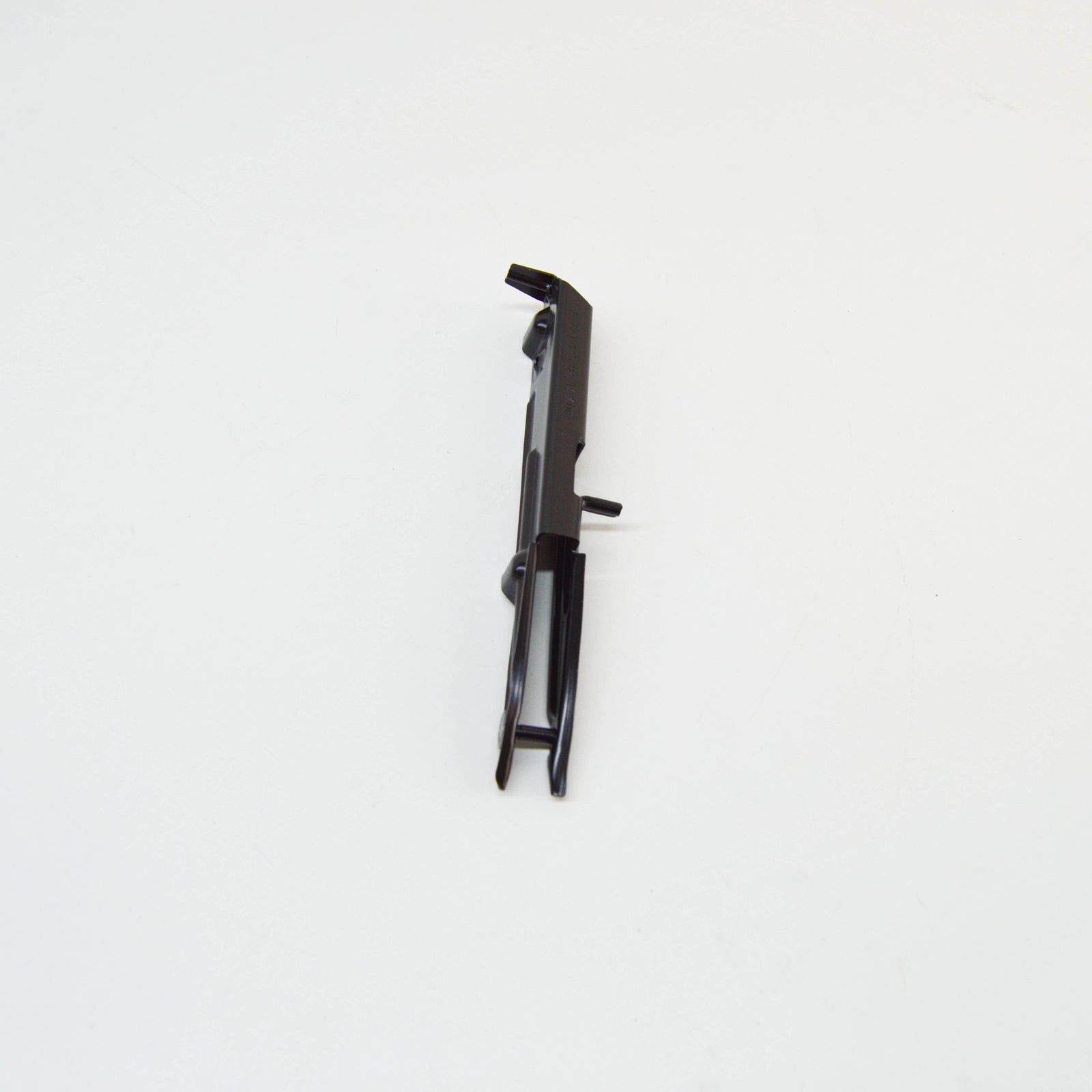 NEW MERCEDES-BENZ S-CLASS W221 FRONT BUMPER RIGHT BRACKET A2218850814 ORIGINAL