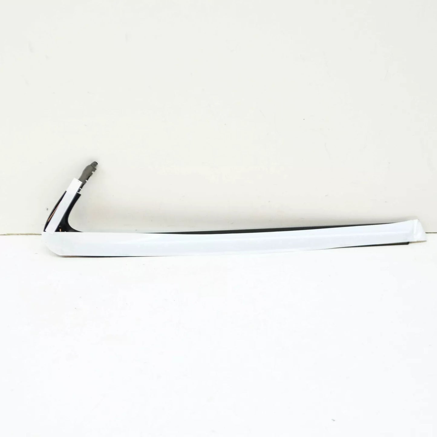 NEW AUDI A3 S 8V REAR RIGHT SIDE WINDOW CHROME TRIM 8V4853346AT94
