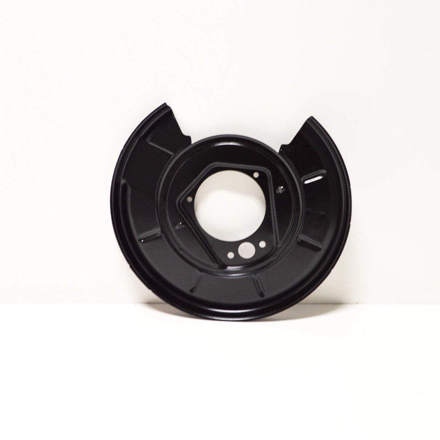 NEW BMW 5 E28 1.8I REAR BRAKE DISC PROTECTION PLATE RIGHT 34211159934 ORIGINAL