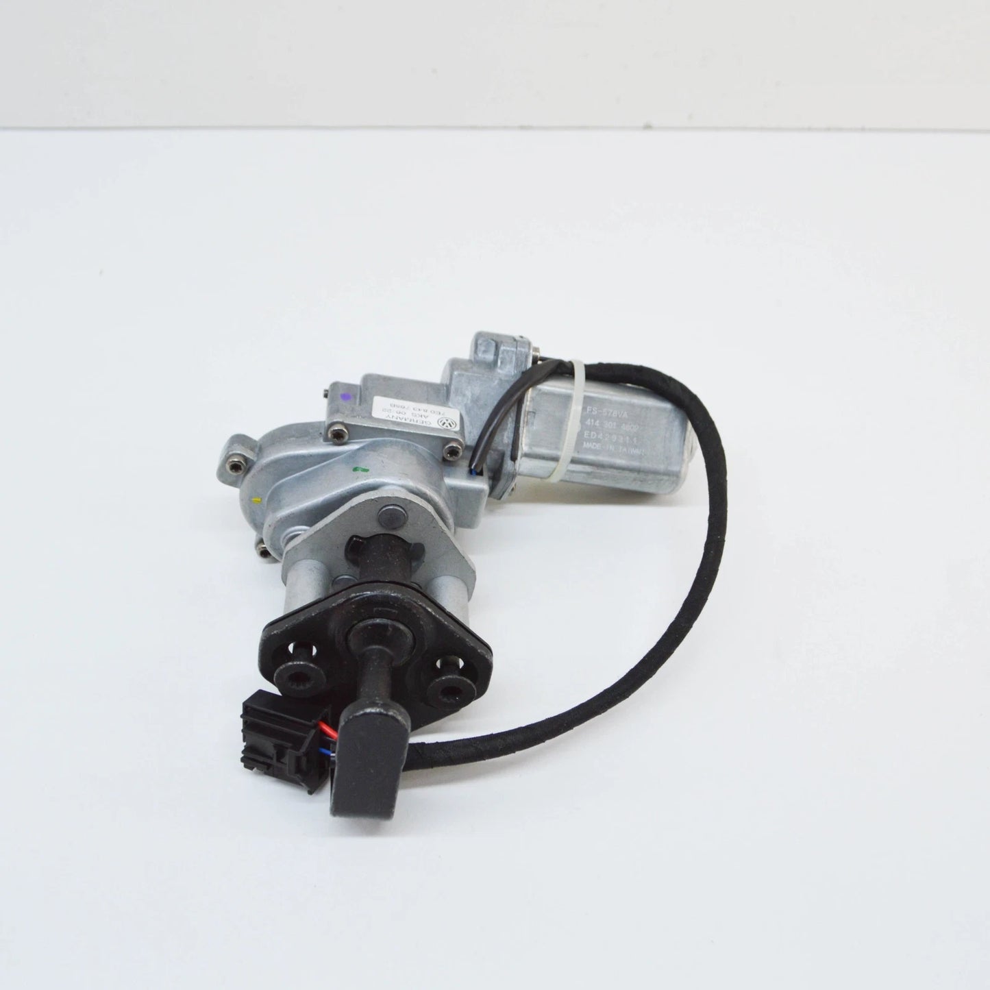 NEW VW TRANSPORTER T5 LEFT SLIDING DOOR POWER LATCHING MOTOR 7E0843765B ORIGINAL