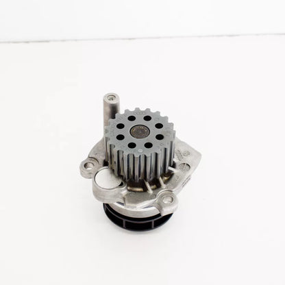 NEW VOLKSWAGEN JETTA MK6 WATER PUMP  03L121011P 1.6 DIESEL