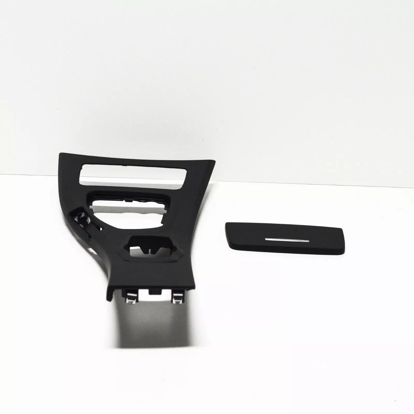 NEW BMW M3 E90 E92 COVER CENTRE CONSOLE FRONT 51167903960 7903960 ORIGINAL