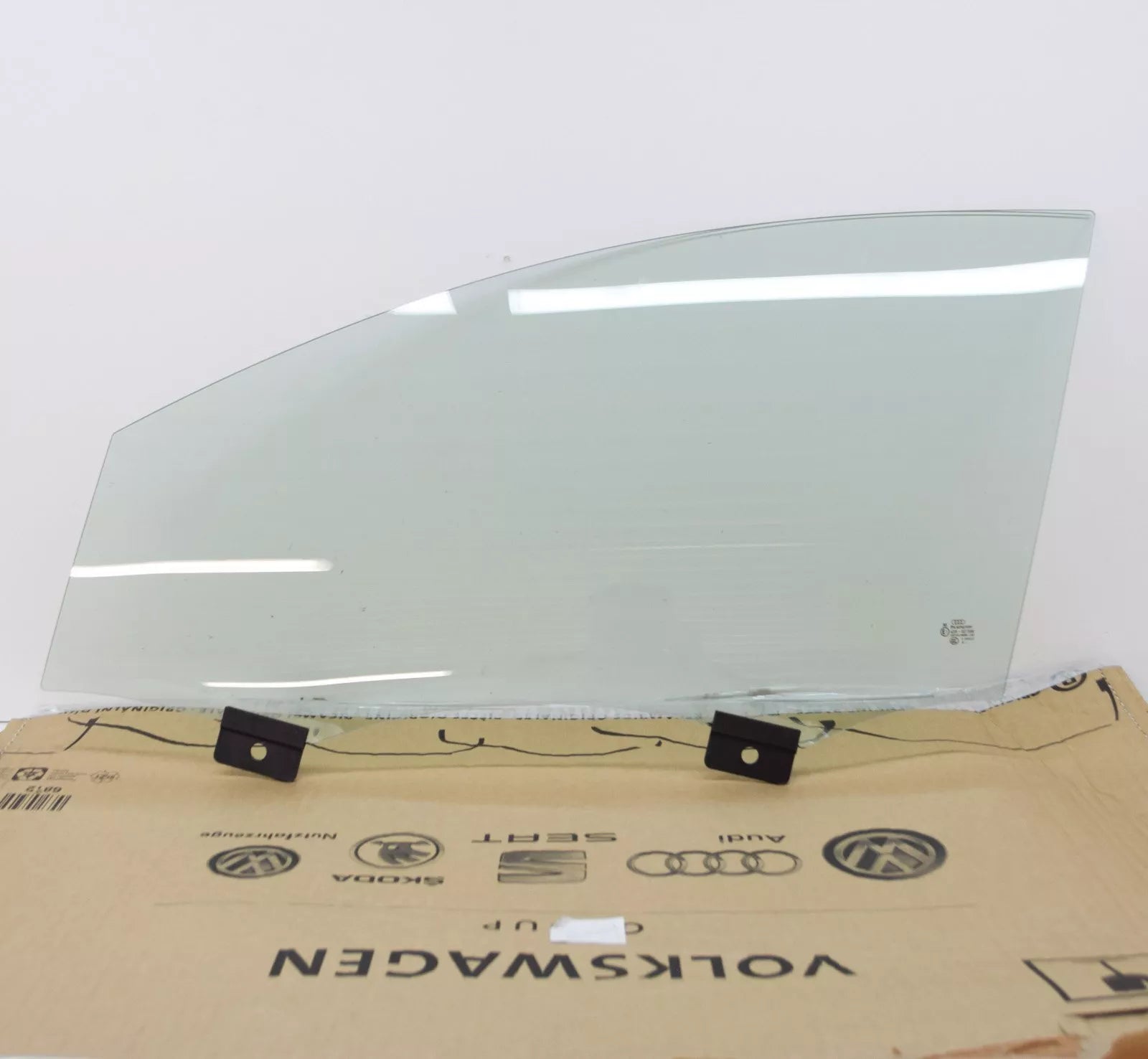 NEW AUDI Q7 4L FRONT LEFT DOOR WINDOW GLASS 4L0845021B ORIGINAL