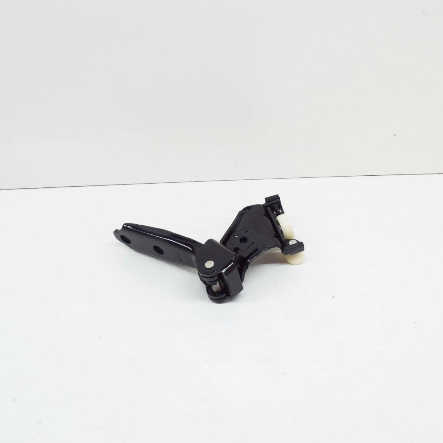 NEW VOLKSWAGEN CADDY 2K REAR LEFT HINGE FOR SLIDING DOOR 2K0843335A