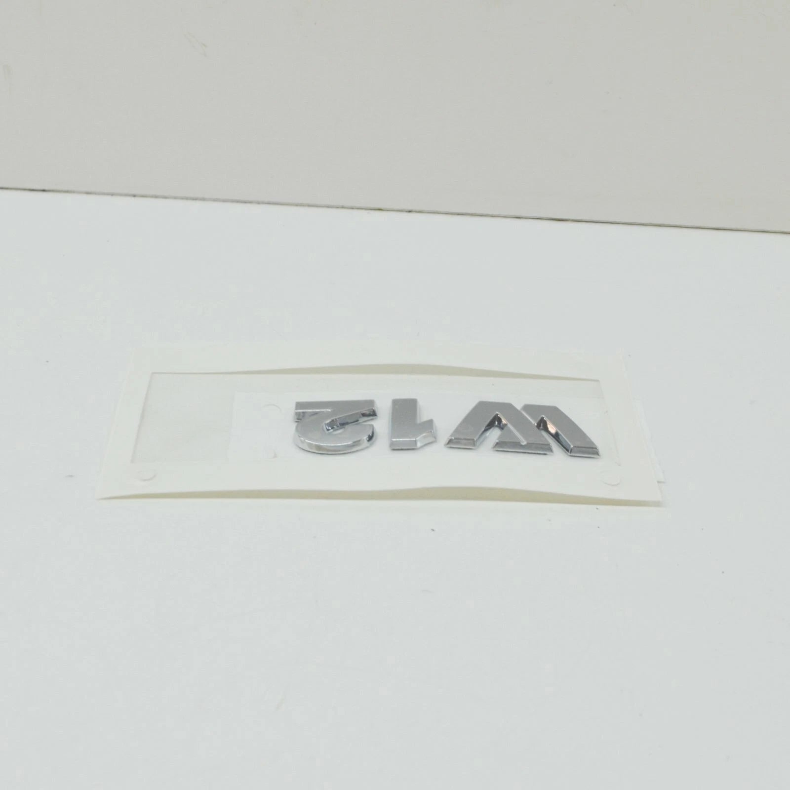 NEW VOLKSWAGEN PHAETON 3D CHROME W12 INSCRIPTION 3D0853675S739