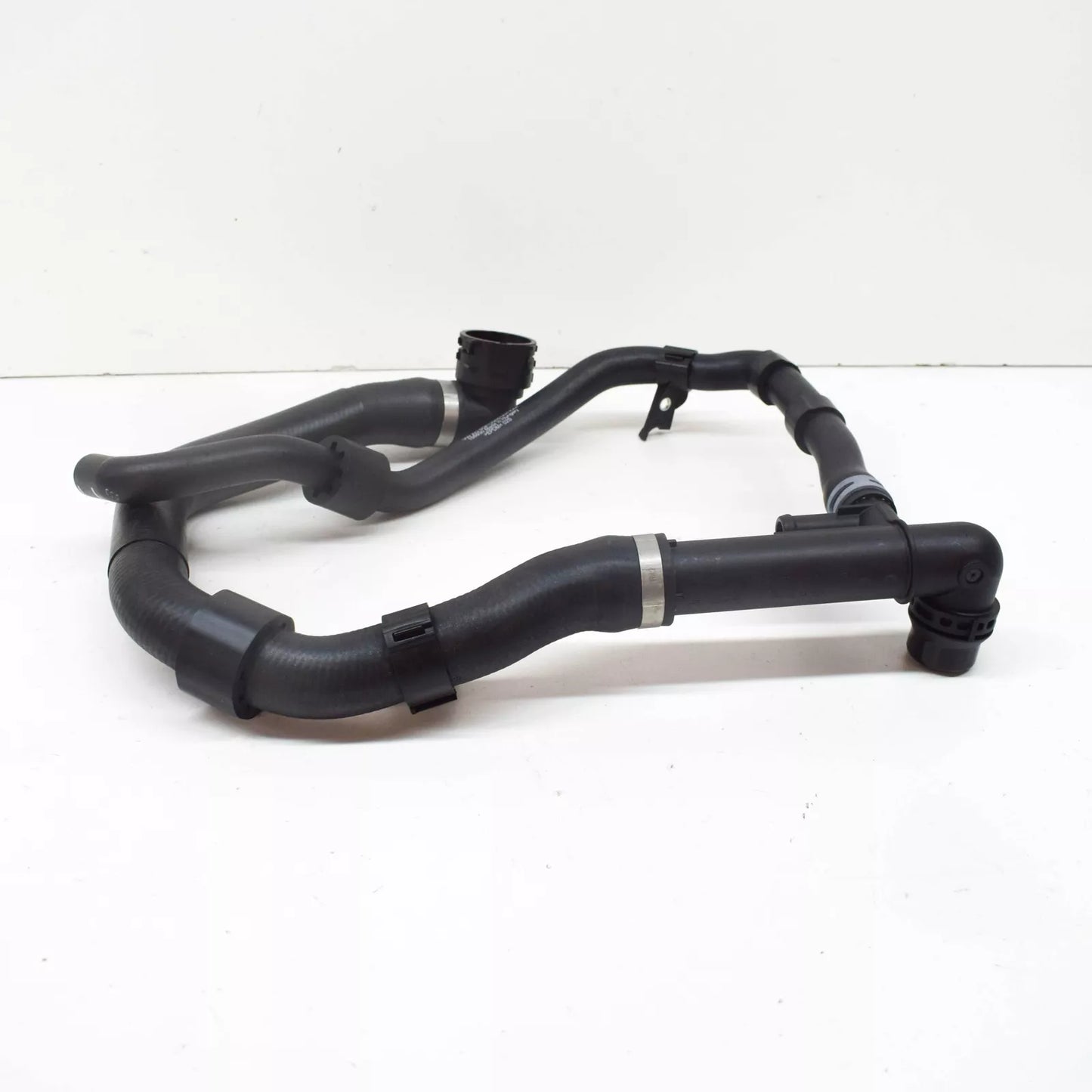 NEW VOLKSWAGEN TIGUAN AD1 COOLANT HOSE WITH RELEASE COUPLING 5QF122051AH