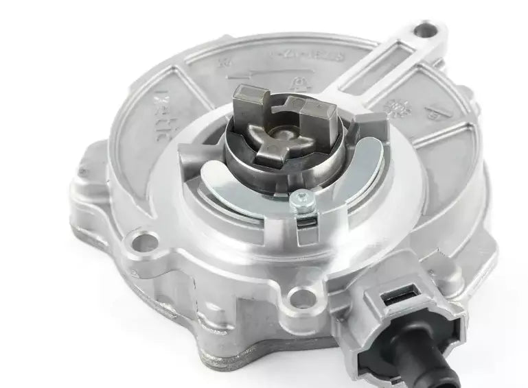 NEW AUDI Q7 4M VACUUM PUMP 06E145100AA ORIGINAL
