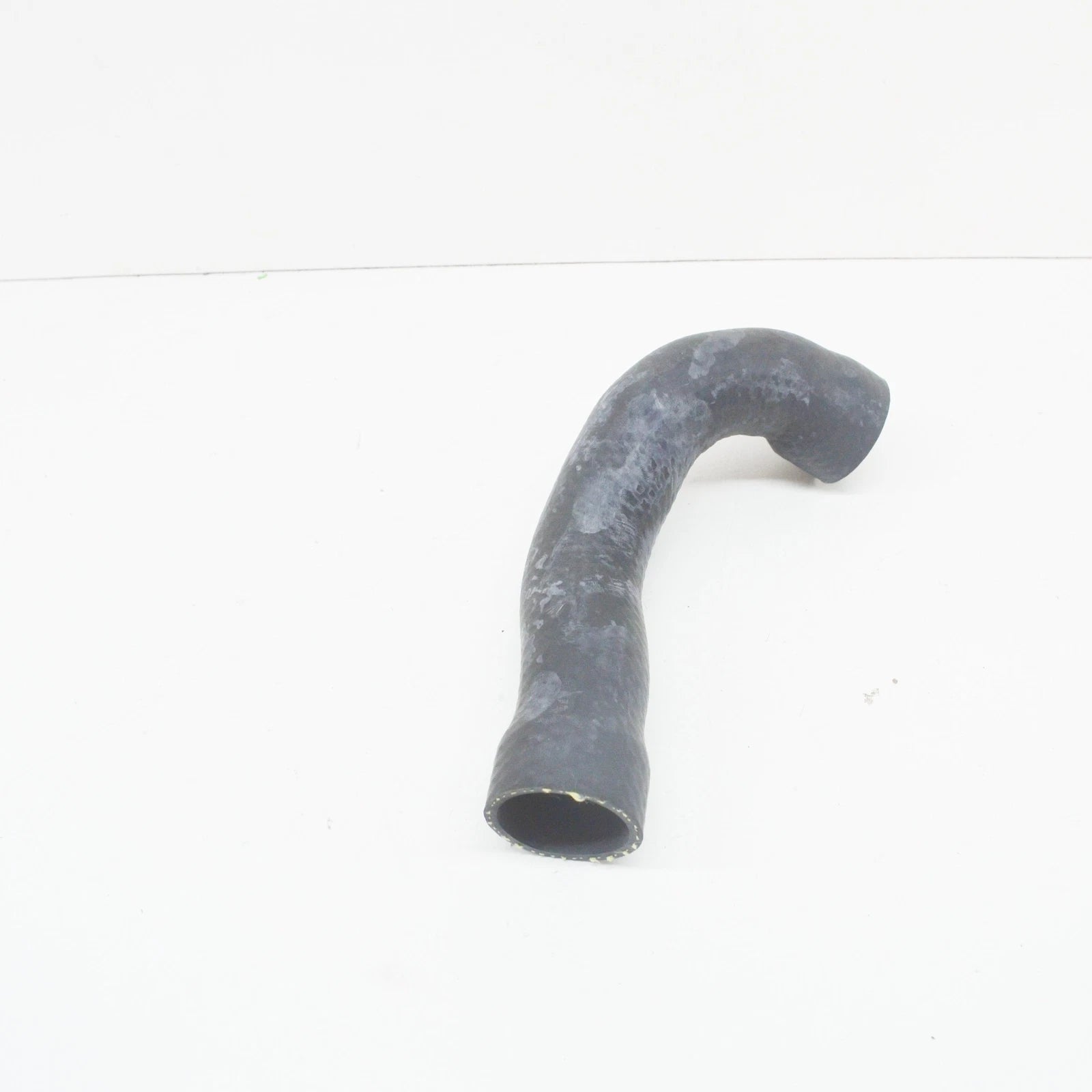 NEW BMW 3 E36 2.0I 110KW LEFT SIDE COOLING WATER HOSE 11531720720 ORIGINAL