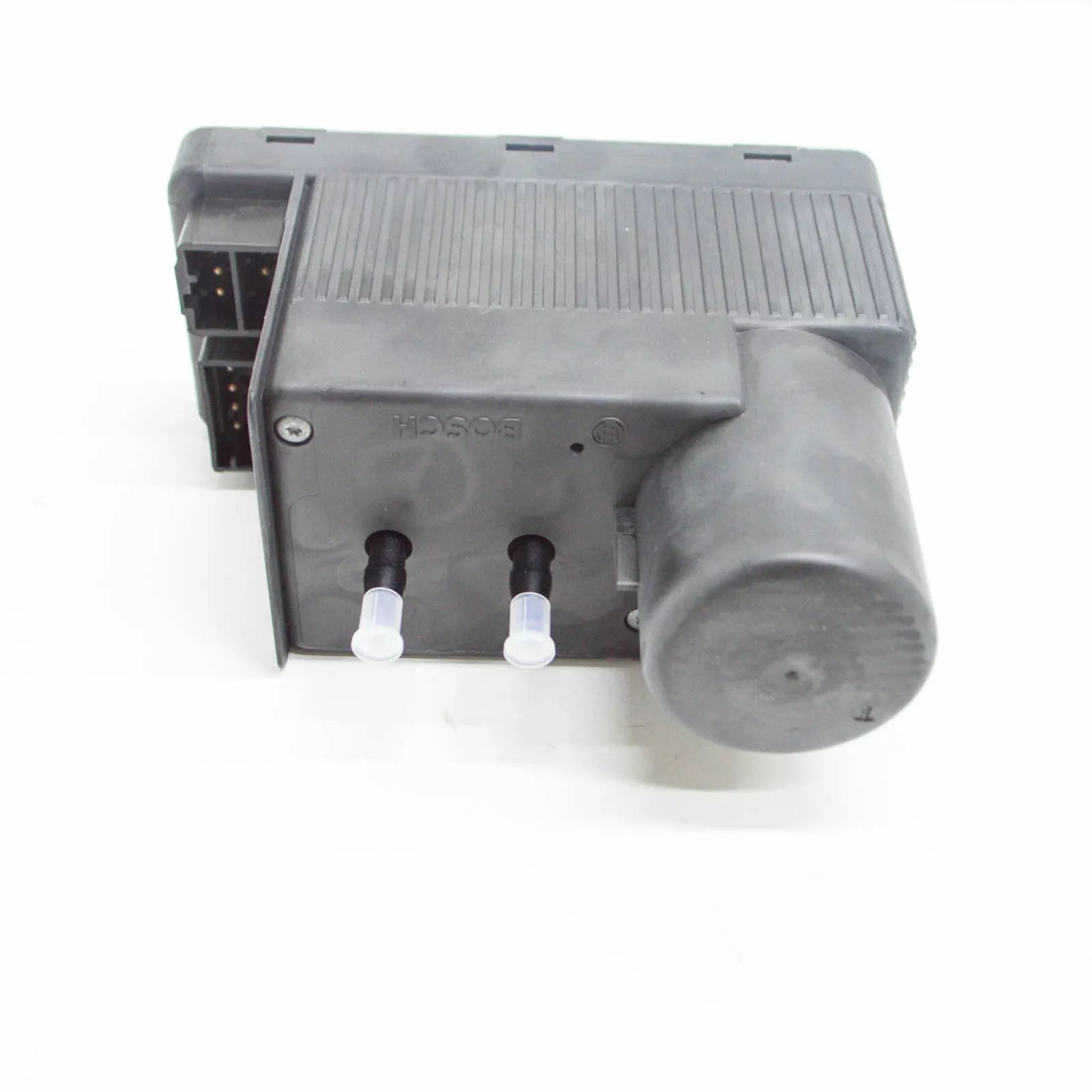 NEW MB C W202 CENTRAL LOCKING AND AIR CONDITIONER PUMP A2028001548