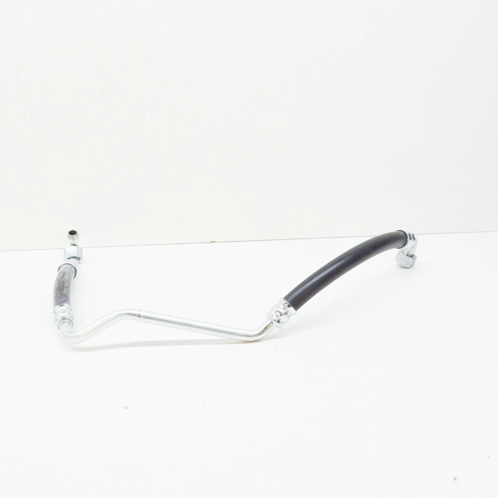 NEW BMW 5 E28 ENGINE OIL COOLING PIPE 17201177715 1177715 ORIGINAL