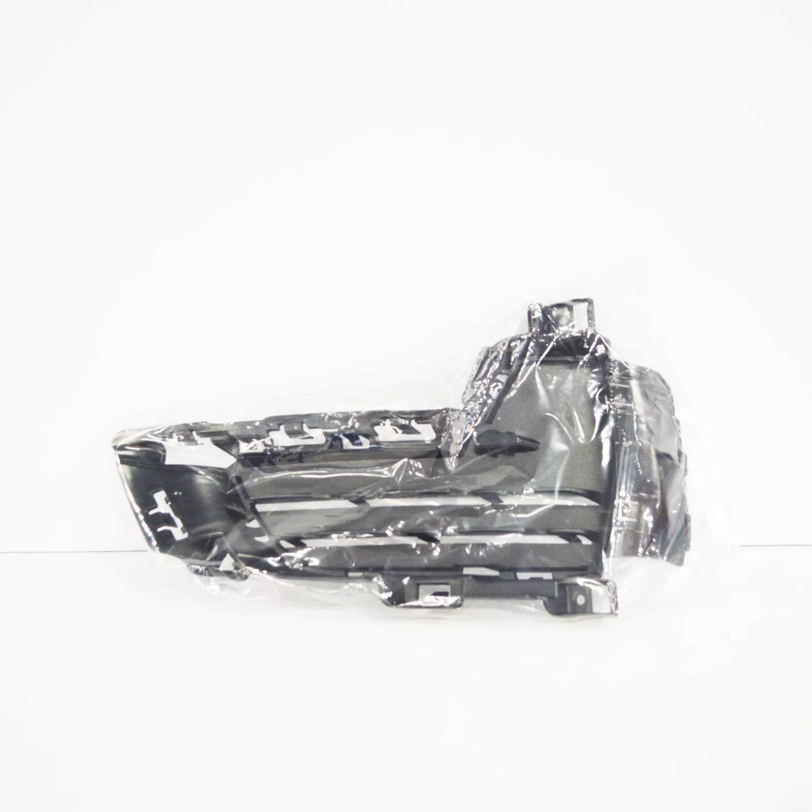 NEW BMW X5 F15 FRONT BUMPER LEFT CLOSED GRILLE 51117336509 7336509 ORIGINAL