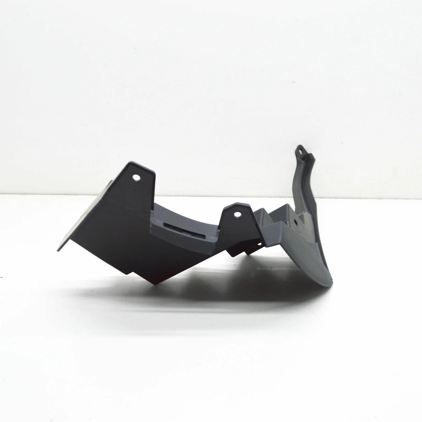 NEW MERCEDES-BENZ GLE W166 FRONT BUMPER RIGHT COVER A1668852624