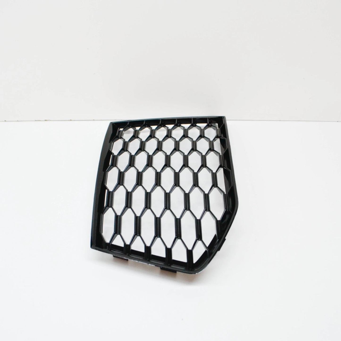 NEW AUDI RSQ3 8U FRONT BUMPER LEFT GRILLE 8U0807681GT94 2016