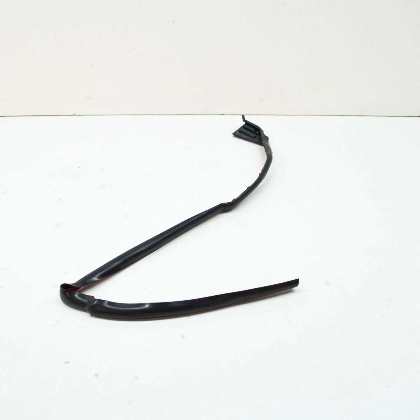 NEW BMW 7 E38 FRONT RIGHT SEALING GASKET BETWEEN DOORS 51218125596 ORIGINAL