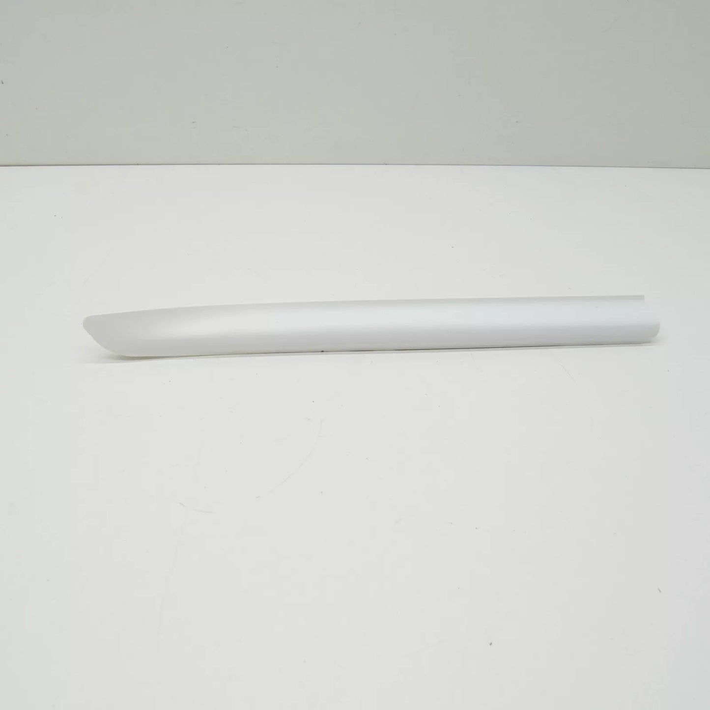 NEW BMW E46 CABRIO COUPE FENDER MOLDING LEFT FRONT 7001041 51137001041 ORIGINAL