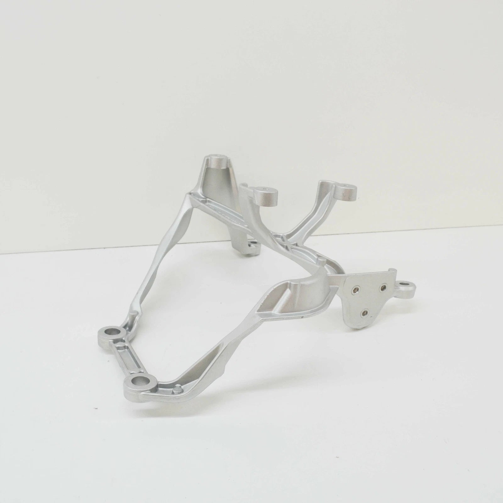 NEW AUDI A8 D3 AIR SUPPLY UNIT BRACKET 4E0616869C