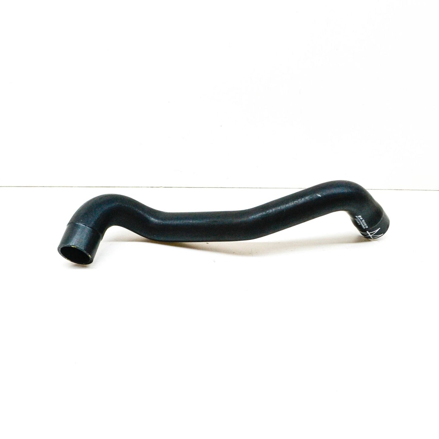 NEW VOLKSWAGEN AMAROK RIGHT WATER COOLING RADIATOR HOSE 2H6121051B ORIGINAL