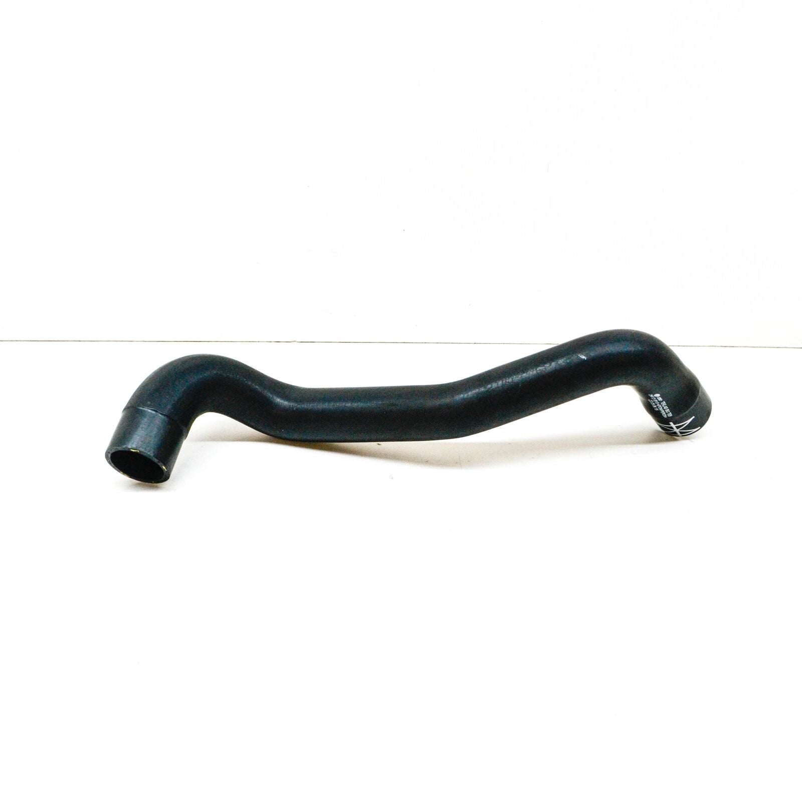 NEW VOLKSWAGEN AMAROK RIGHT WATER COOLING RADIATOR HOSE 2H6121051B ORIGINAL
