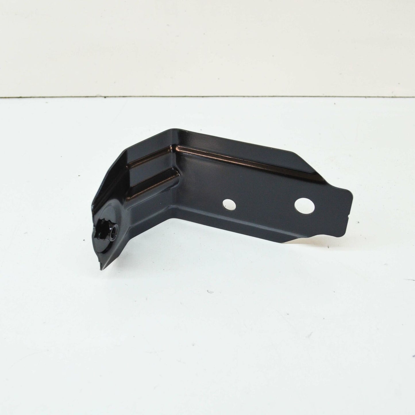 NEW VOLKSWAGEN ATLAS CA1 REAR RIGHT FENDER BRACKET 3CN809472 ORIGINAL